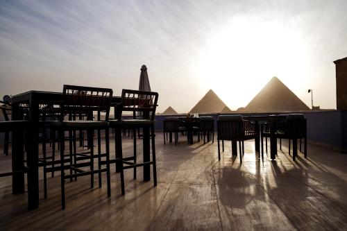 Pyramids Sun Land Veiw - image 6