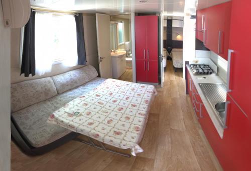 浴室, 拉弗斯塔斯庫拉露營地 (Camping La Focetta Sicula) in 聖阿萊肖西庫洛
