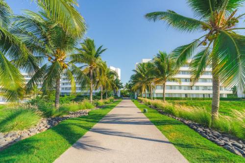 . Oceana Resort & Conventions