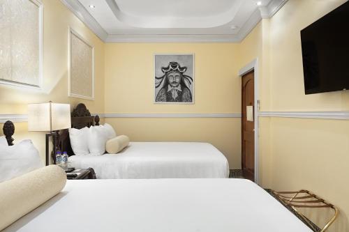 551216406 Hotel la Perla Leon