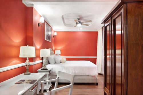 551217661 Hotel la Perla Leon