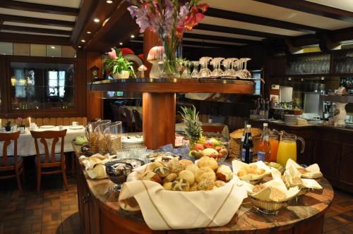 餐飲選擇, 羅索爾酒店 (Hotel Rossle) in 阿爾皮爾斯巴赫