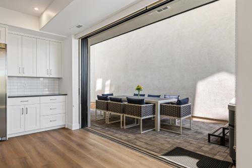 The Sapphire Blanc home - image 5