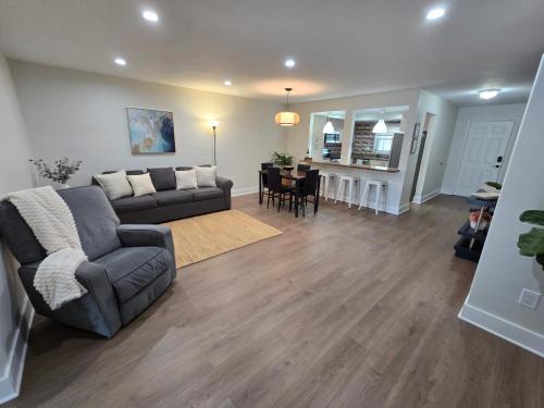Luxurious & Spacious Townhouse in Prime Location in Miami, USA