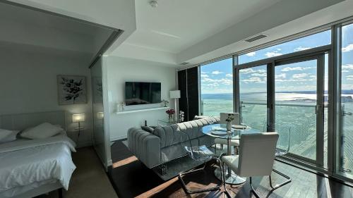DOWNTOWN, LUXURY CONDO, CN TOWER, ROGERS CENTER, SCOCIA ARENA, UNOBSTRUCTED VIEW, Toronto (foto 8)