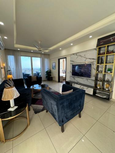 Elysium tower Service Apt - image 12