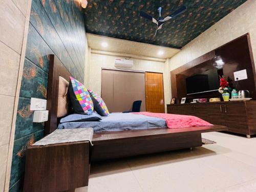Shreshth Home Stay - Best Family Accommodation - 3km from Har Ki Pauri, Haridwar, Uttarakhand