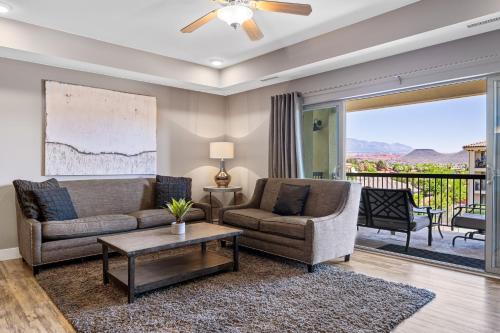 Sunset Point #W302 condo