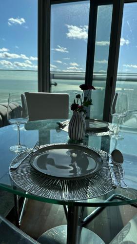 DOWNTOWN, LUXURY CONDO, CN TOWER, ROGERS CENTER, SCOCIA ARENA, UNOBSTRUCTED VIEW, Toronto (foto 7)