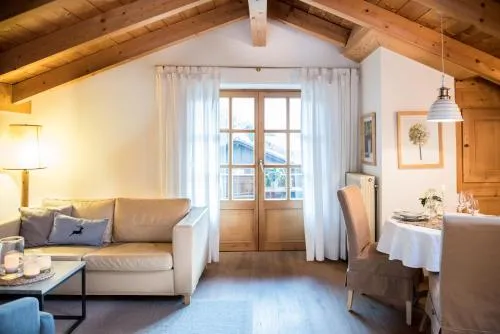 Haus Lesch - Stilvolle Appartements mit tollem Bergblick in Kreuth am Tegernsee in Kreuth, Deutschland
