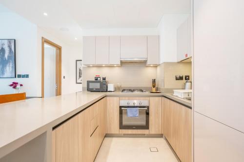 Vacay Lettings - Waves Grande - Sobha Hartland, Dubai (Foto 5)
