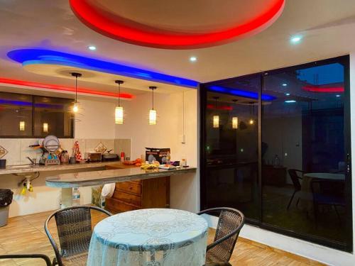 Villa Mirlo – Escondite de Lujo en Quito in Rumipamba
