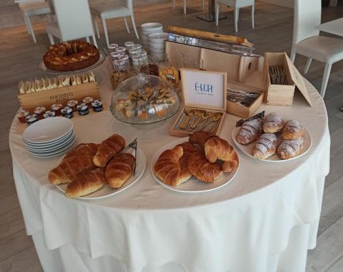 Elite Boutique Hotel - image 5