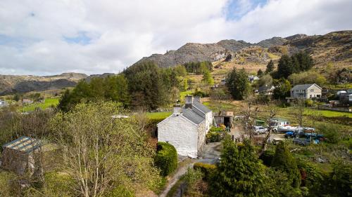 Pen-Y-Bryn Cottage