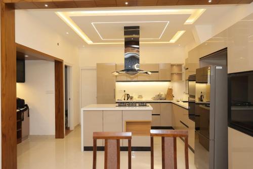 477 Atlantis Road