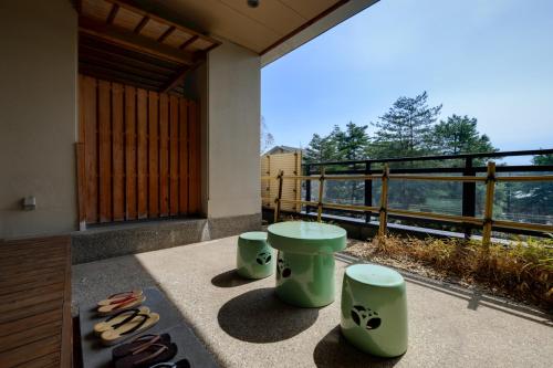辰口温泉 まつさきJapanese-style Standard Room with Private Open-Air and Indoor Hot Spring Bath - Hooh Wing