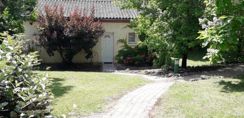 Gîte à la campagne (Gite a la campagne) in Gavaudun