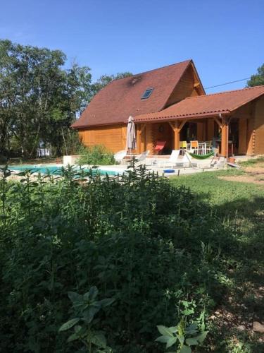 Maison en bois, piscine privée chauffée - Location saisonnière - Pechs-de-l'Espérance