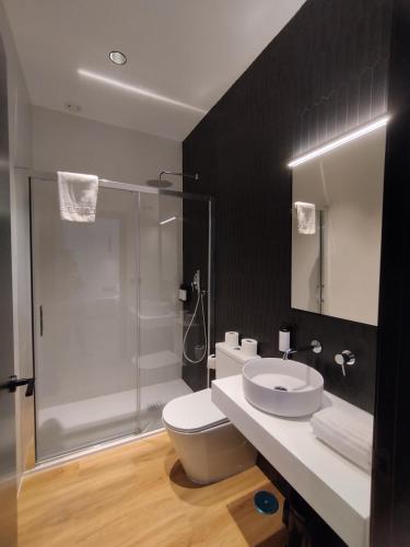 Double Room with Terrace image 2