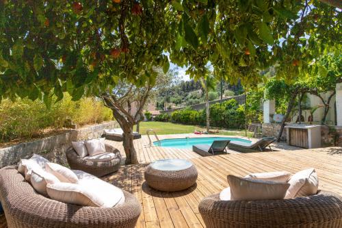 "Le Cabanon" Piscine et jardin sans vis à vis à 15 min des plages, parking - Location, gîte - Ollioules