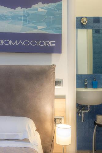Single Room image 3