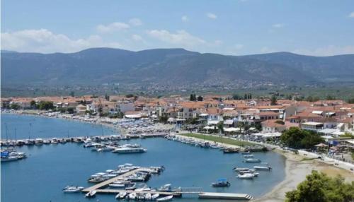 Lähistön nähtävyydet, Para-dise-lio Studios in Paralio Astros