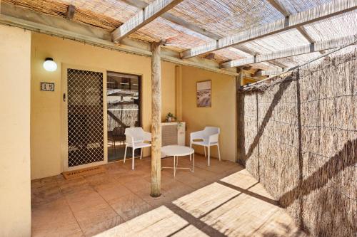 15 Cottesloe - Steps From Beach - Sleeps 3, Perth (foto 8)