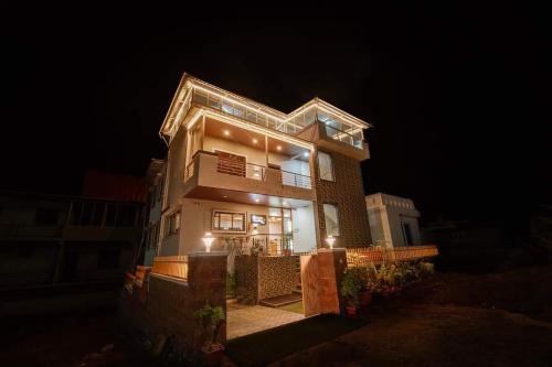 Sunshine villa panchgani 5 bedrooms villa