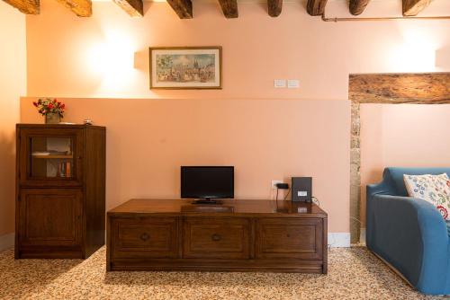 Lovely flat with canal view near Rialto Bridge, Venezia (foto 11)