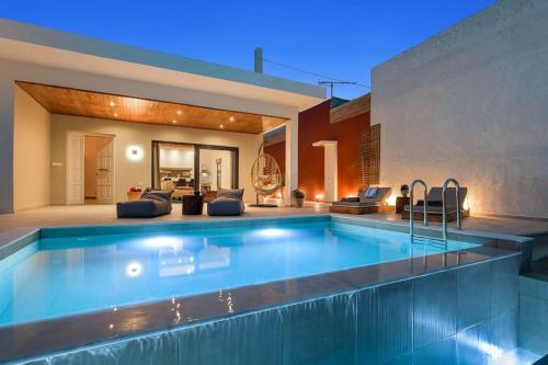 L'Maya Luxury Villa private pool, 2 Master BD, BBQ