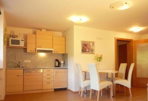 Ferienwohnung Vier Jahreszeiten in Hirschegg