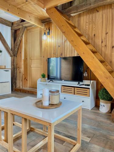 Aux petites portes du Morvan in La Motte-Ternant
