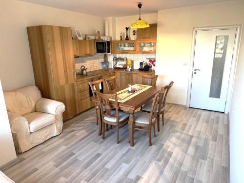 VANITY Apartments