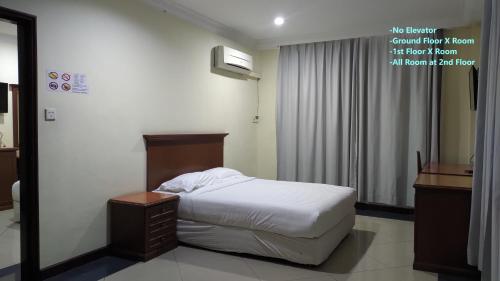 The Upper Deck Hotel in Kudat