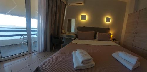 Hotel Avra - image 3