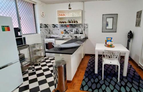 Quaint & Tranquil Subiaco 1 Bedroom Apartment, Perth (zdjęcie 10)