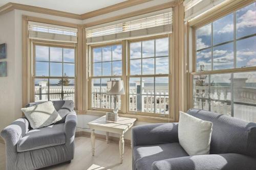 Luxury Villa on Lake Michigan in Sheboygan, USA