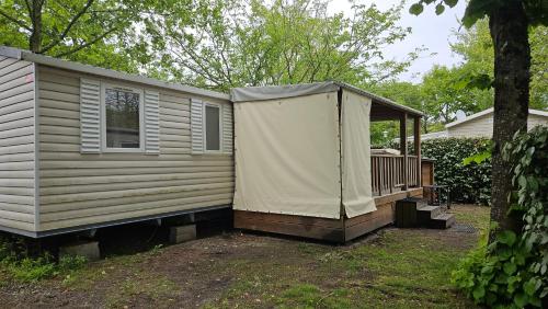 Spacieux Mobil-home Num227 2 chambres, 2sdb à 2 pas du lac - Camping - Gastes