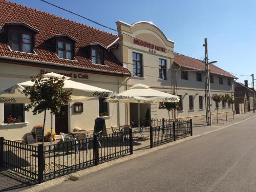 . Meggyes Hotel