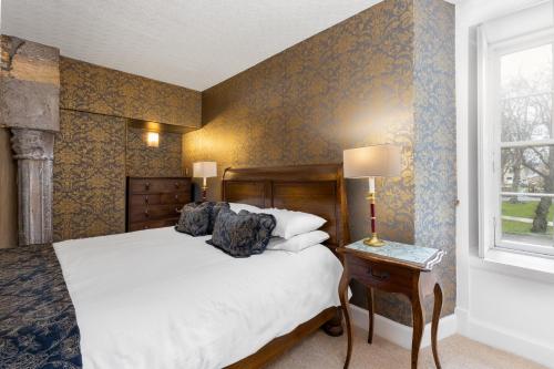 Dornoch Castle Hotel - image 13