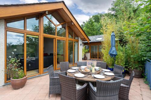 View From Within, Bowness - Dog Friendly Home with Hot Tub