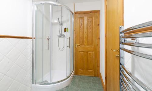 View From Within, Bowness - Dog Friendly Home with Hot Tub, Windermere (photo 8)