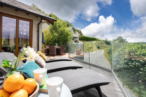 View From Within, Bowness - Dog Friendly Home with Hot Tub