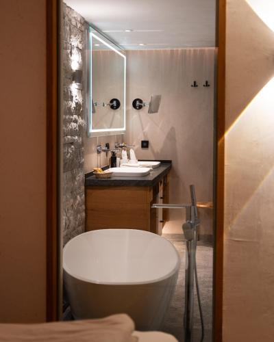 551389888 Alpinhotel Berghaus spa