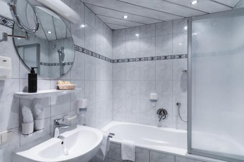 551391385 Alpinhotel Berghaus spa