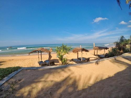 Sailors' Bay – Hikkaduwa, CO