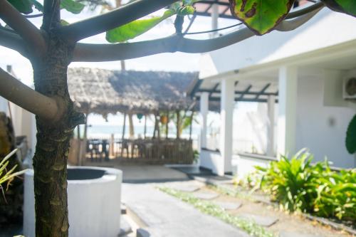 Sailors' Bay – Hikkaduwa, CO