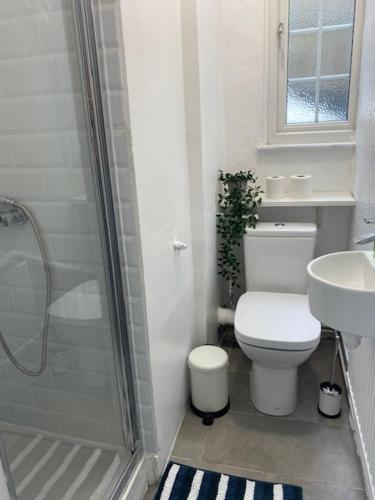 GUEST ROOMS in CAMDEN TOWN 4