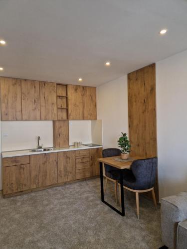 ห้องครัว, Apartmani Maksa in กรากูเจวัค