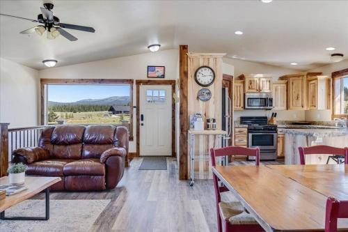 Huckleberry Hideaway in Island Park, USA